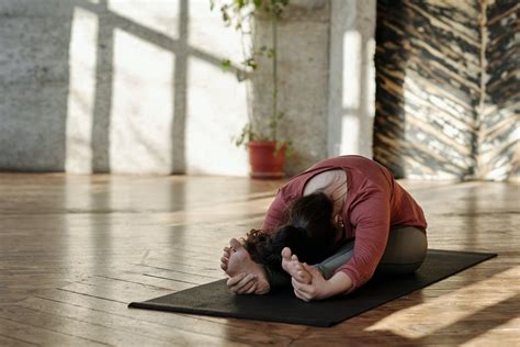 Evde Yoga Nasıl Yapılır?